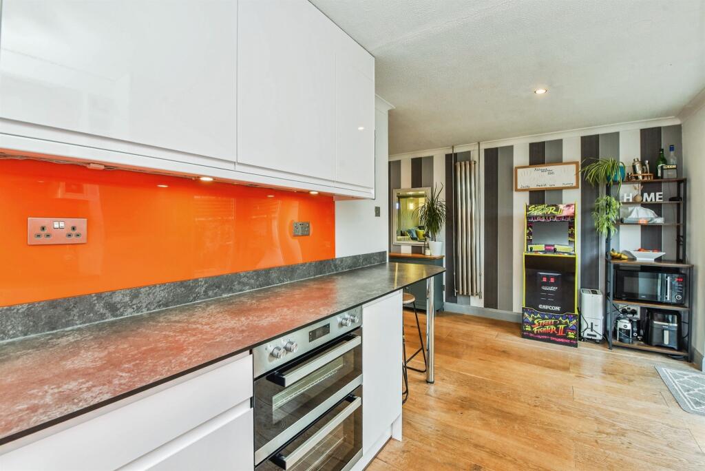 Additional image 19 of Ludlow Close, Westbury