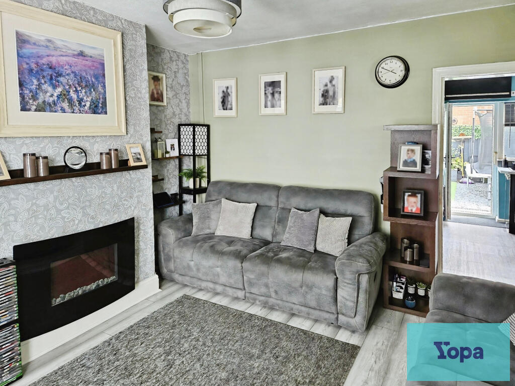House in Stoke-on-Trent - View 4