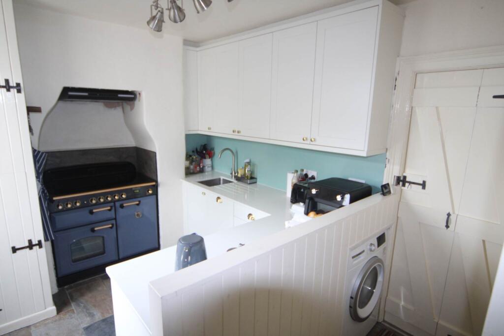 House in Plymouth - View 5