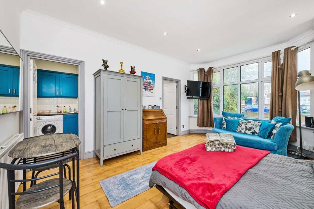 Apartment in London - View 4