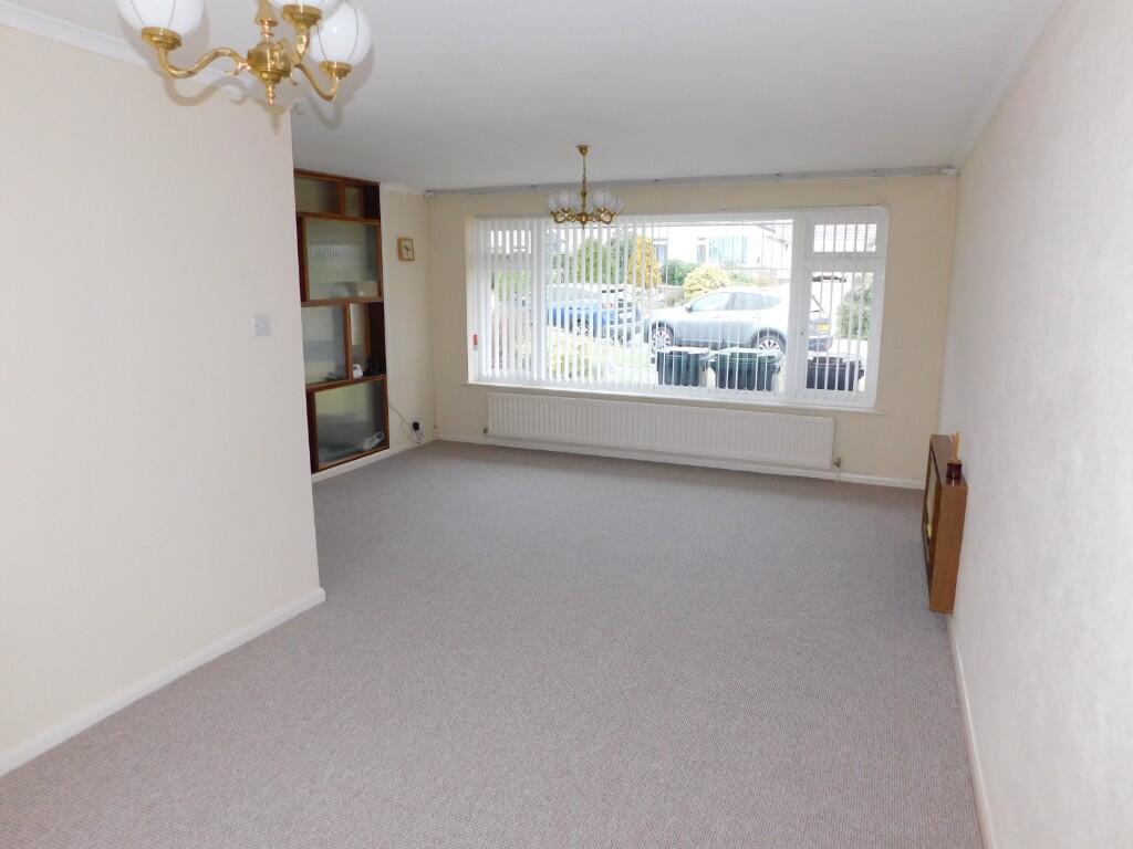 Orford Close, Christchurch photo 2
