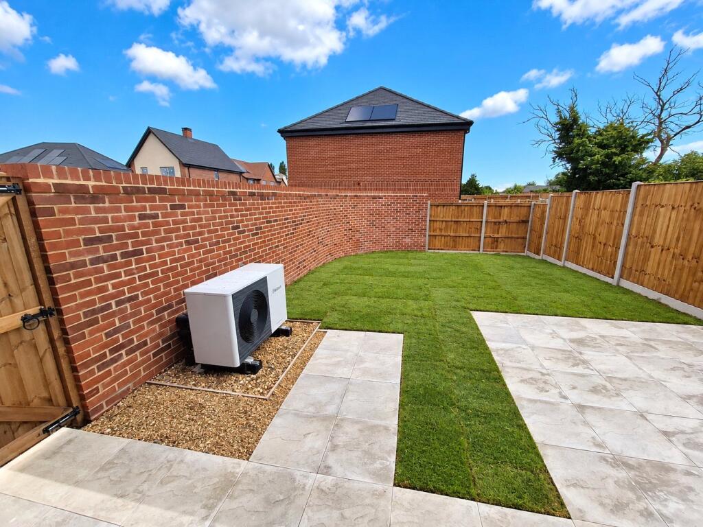 St Blida Drive, Martham, Great Yarmouth, Norfolk, NR29 photo 3