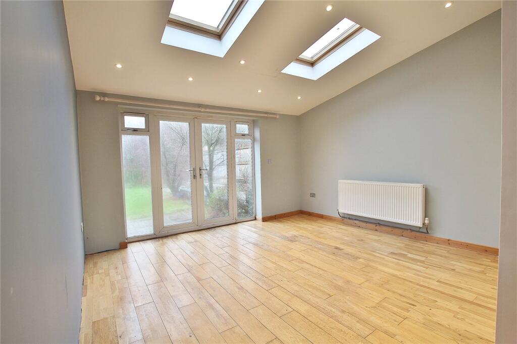 Rhydypenau Road, Cyncoed, Cardiff, CF23 photo 4