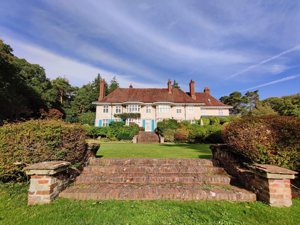 Main image of property: Burley Road, Bransgore, Christchurch, BH23