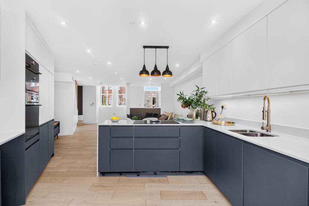 House in London, Wandsworth - More
