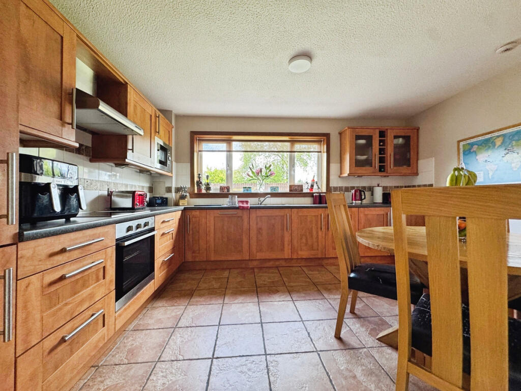 House in Wemyss Bay, Inverclyde - More