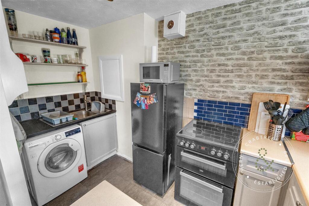Apartment in Cardiff - View 5