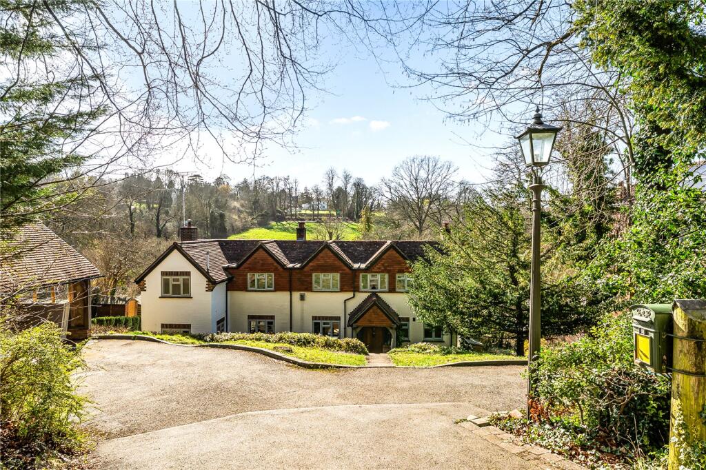 Main image of property: The Grove, Biggin Hill, TN16