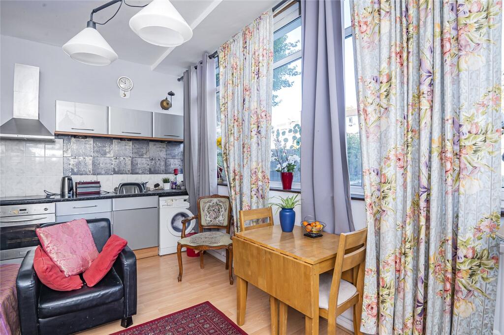 Kersfield House, Putney, SW15 photo 4