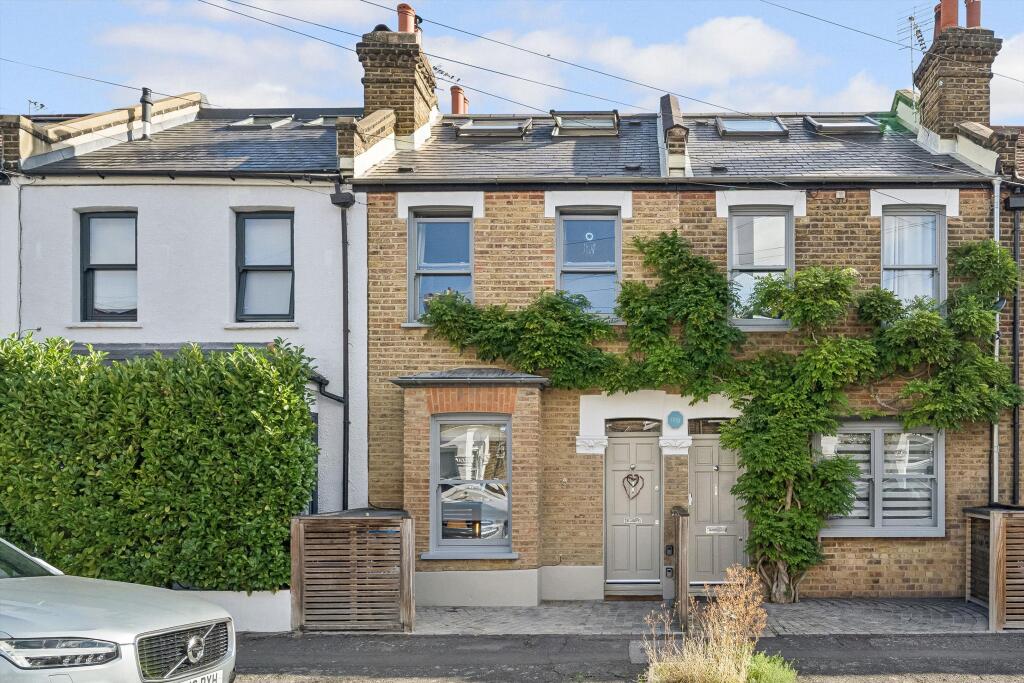 Main image of property: Cochrane Road, London SW19