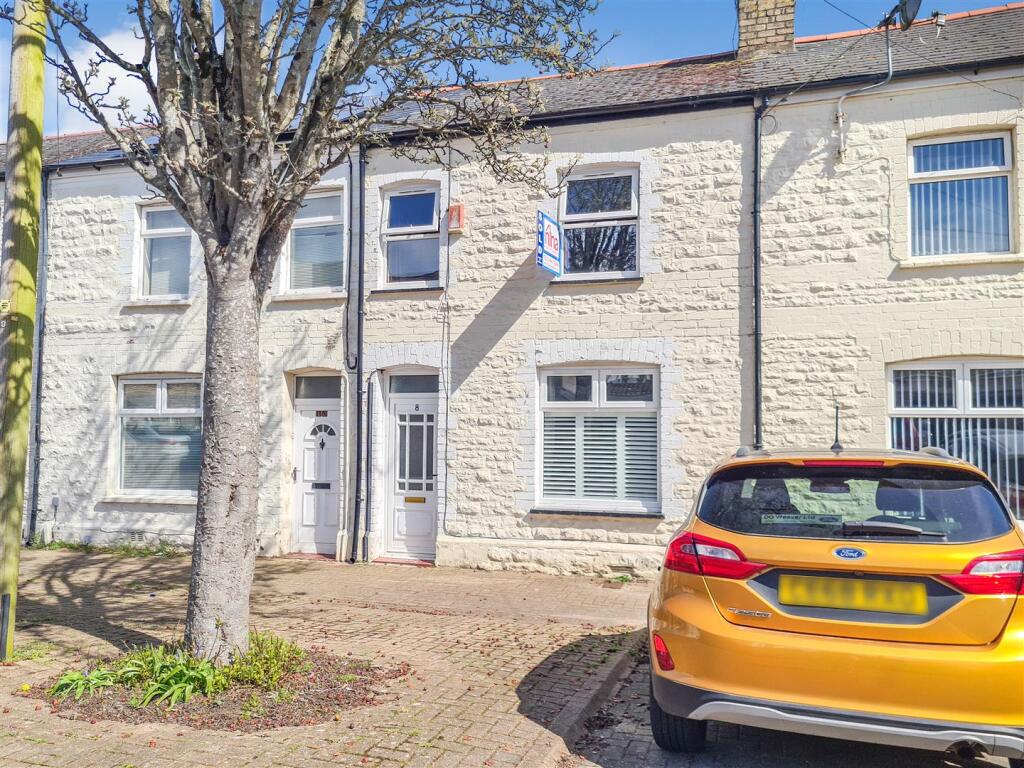 Main image of property: Glebe Street, Barry