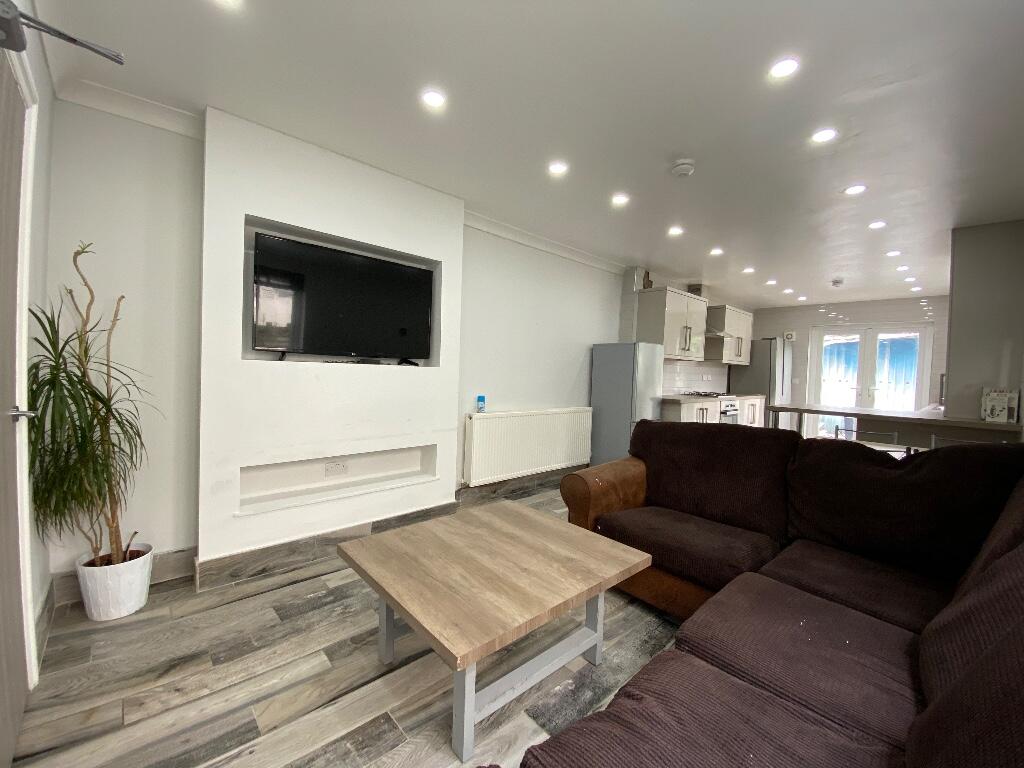 Main image of property: Mackintosh Place, Cardiff(City), CF24