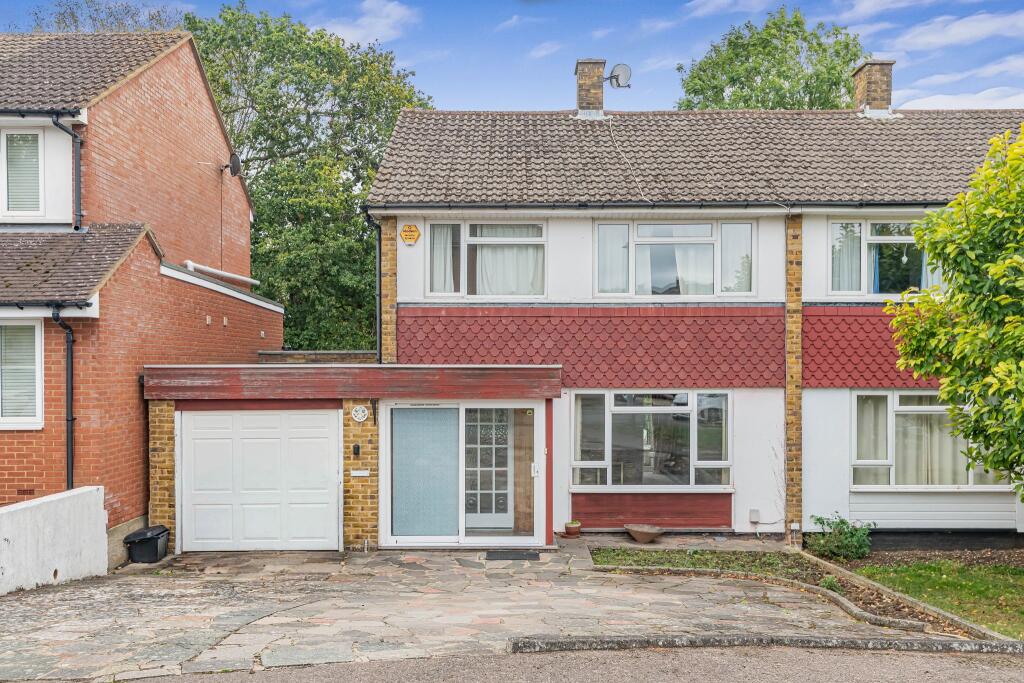 Main image of property: Tiverton Road, Potters Bar, EN6