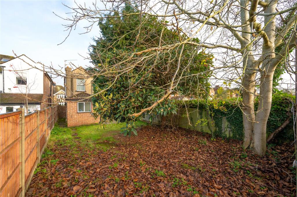 House in St Albans - View 5