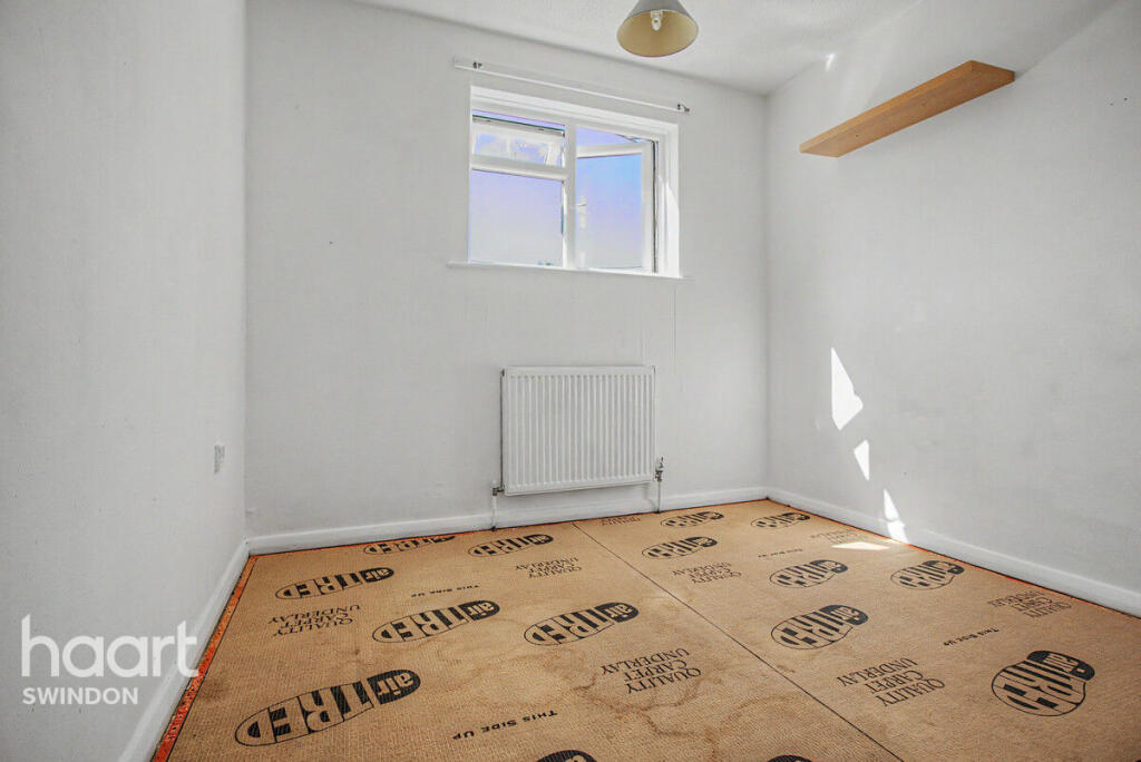 House in Swindon, Toothill, West Swindon - More