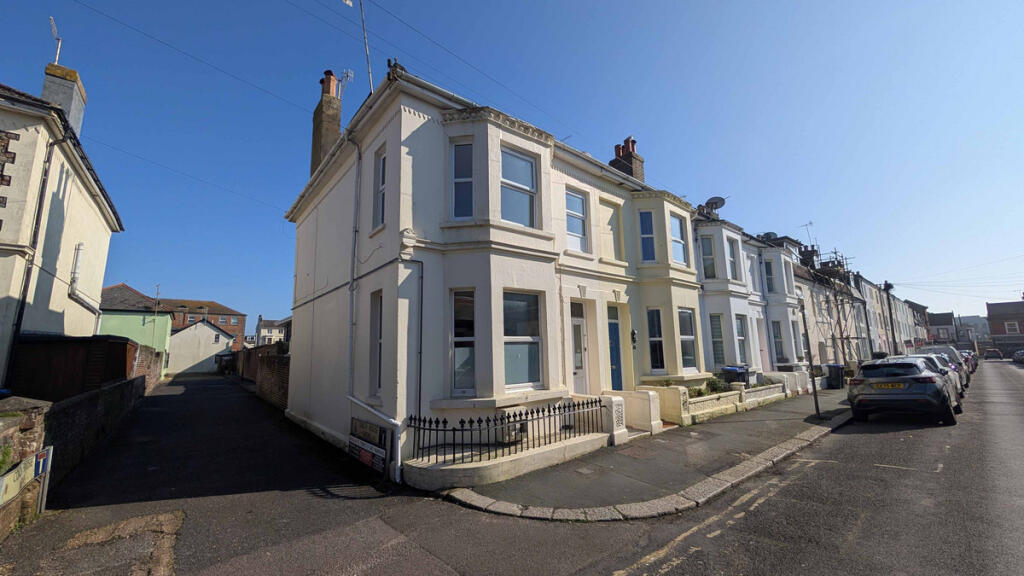 Main image of property: Gratwicke Road, Worthing, BN11