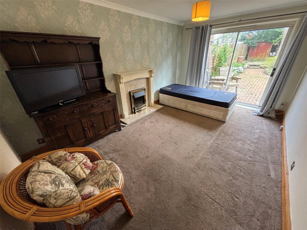 Juniper Drive, Trench, Telford, Shropshire, TF2 photo 3