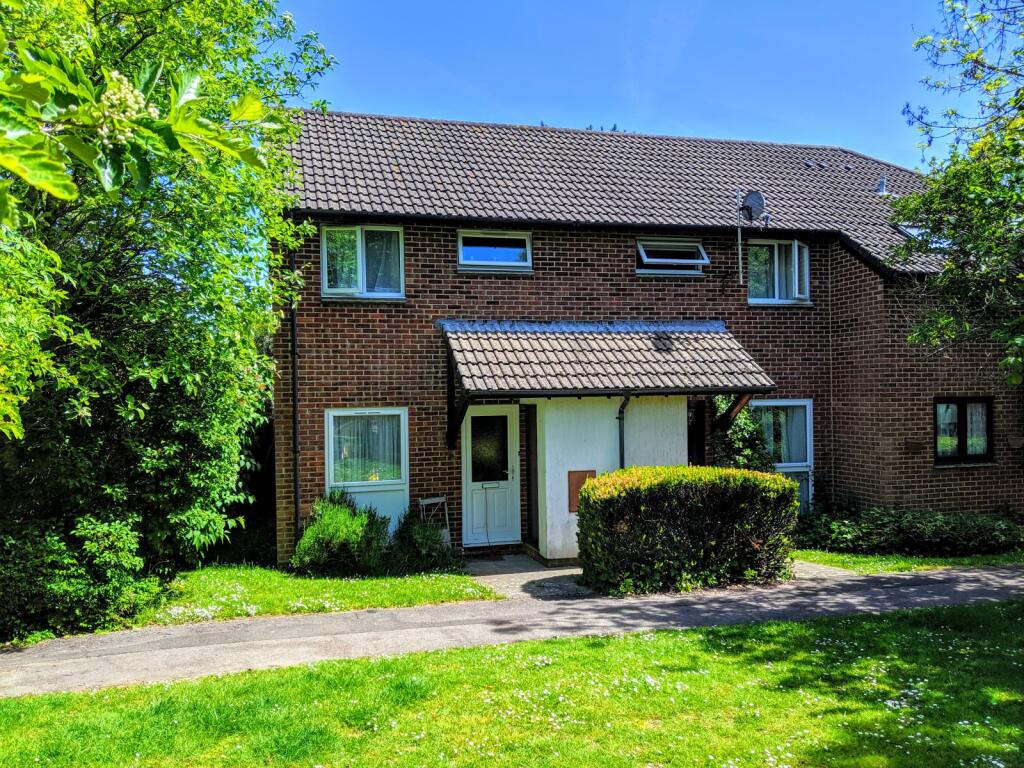 Main image of property: Pennywell Gardens, New Milton, BH25