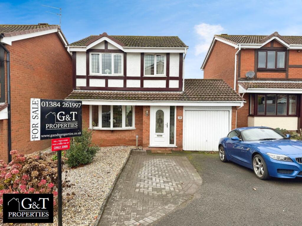 3-bed detached on Willow Rise, Brierley Hill, £310,000