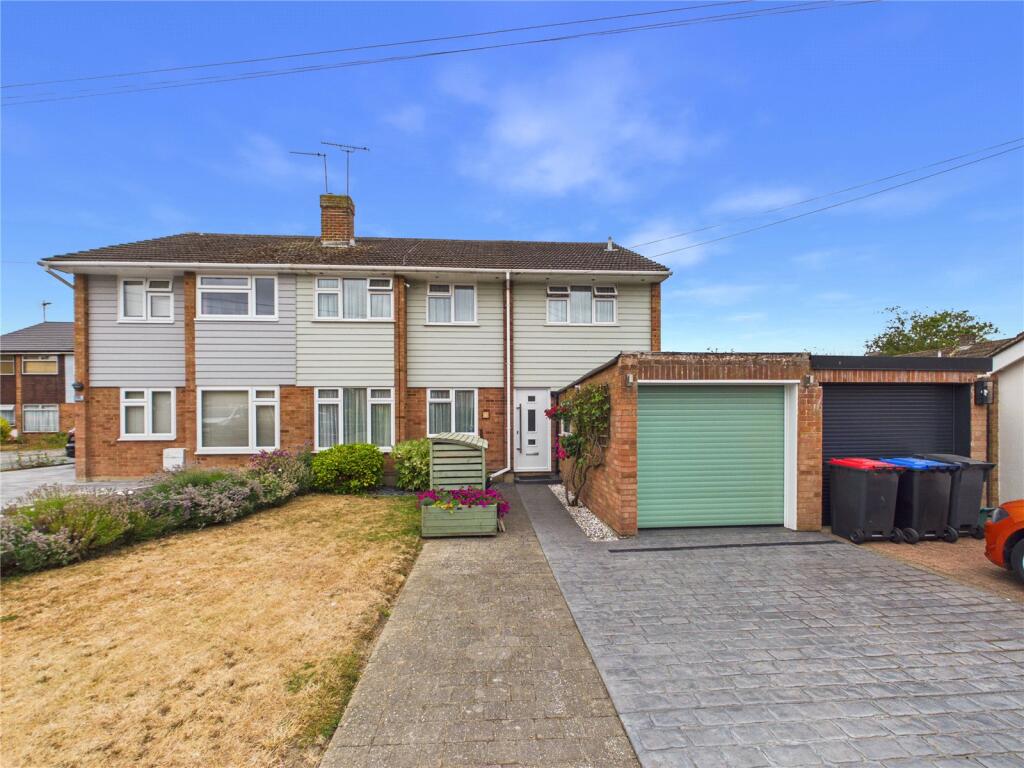 Main image of property: Baker Avenue, Hatfield Peverel, Chelmsford, Essex, CM3