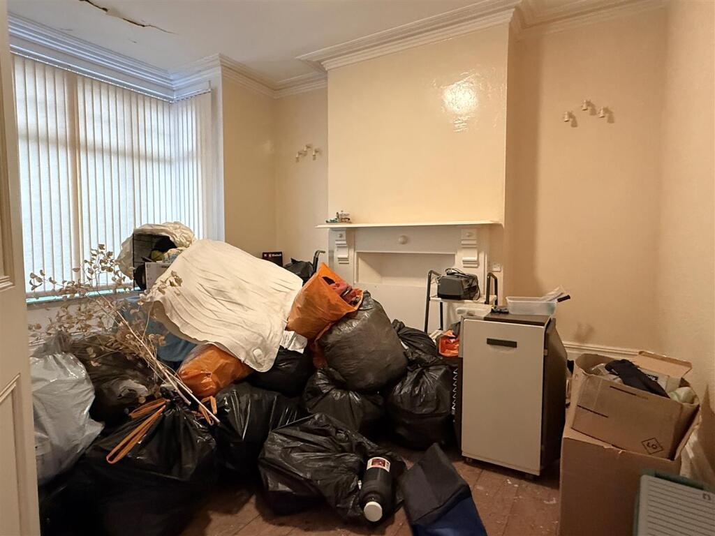 Waterloo Road, Wolverhampton - View 2