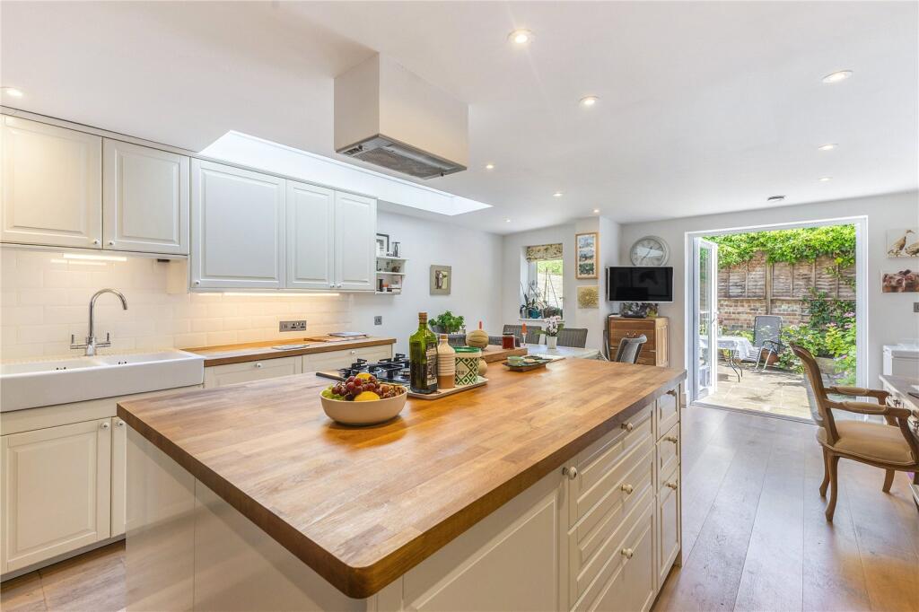 Main image of property: Foskett Road, Fulham, London, SW6