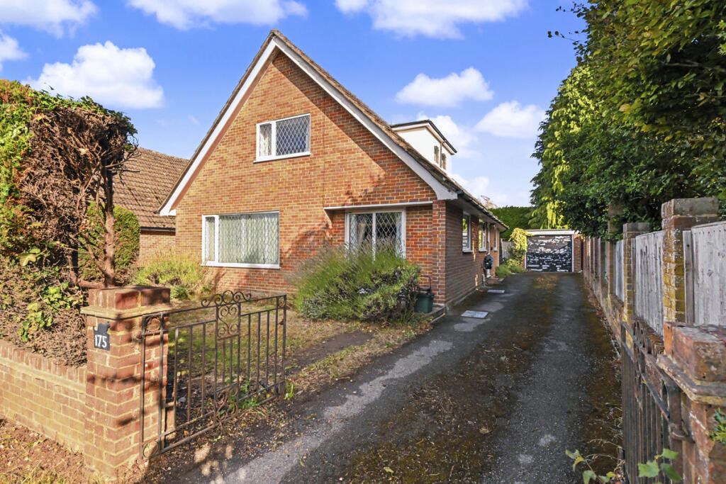 Main image of property: Botley Road, Chesham, HP5