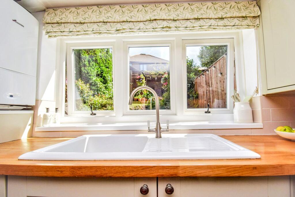 Buckhurst Avenue, Sevenoaks, TN13 photo 4