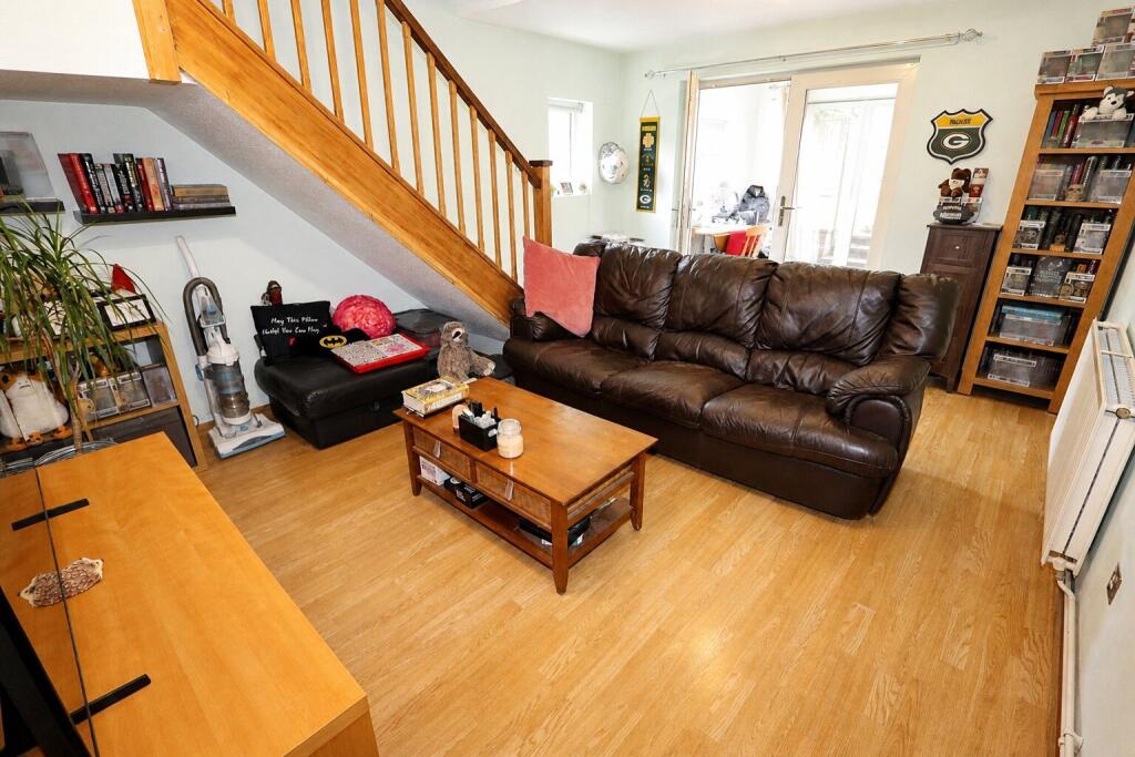 House in Burton Latimer - View 4