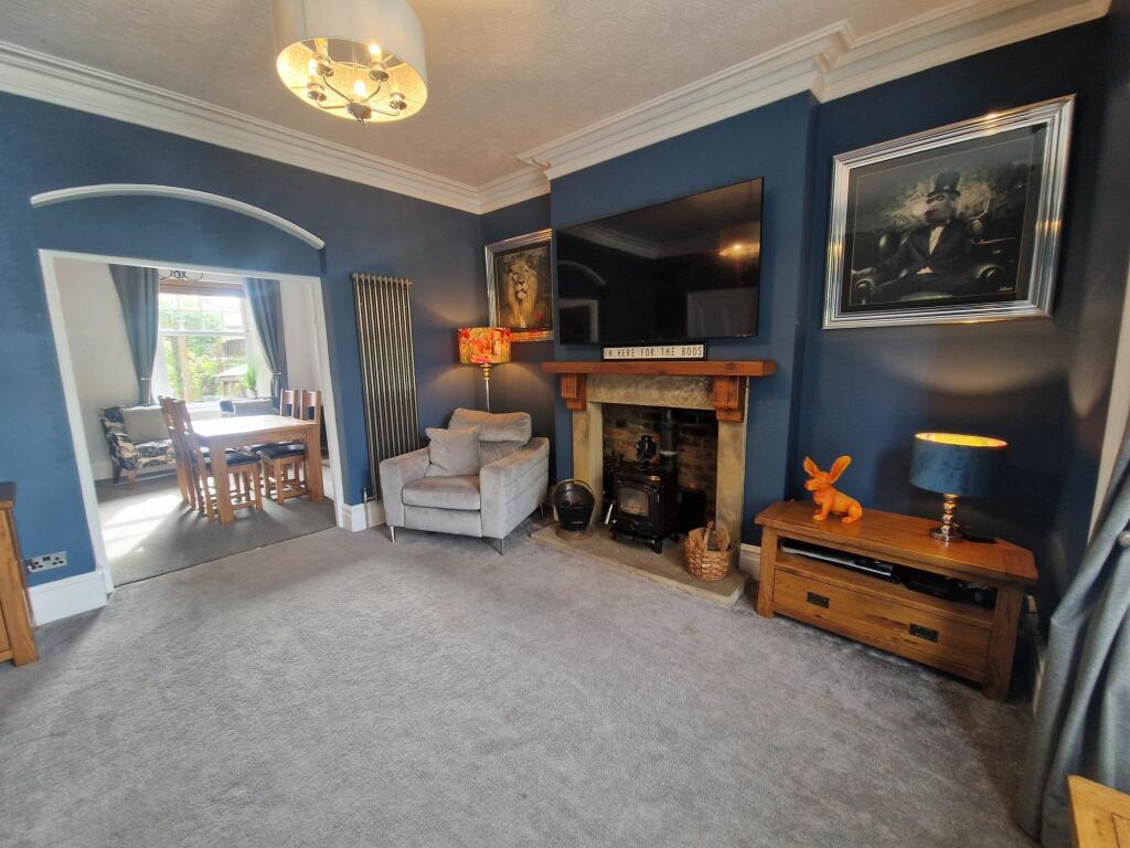 House in Darlington - More