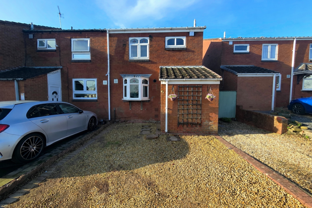 Main image of property: Mendip Road, Halesowen, B63 1JA