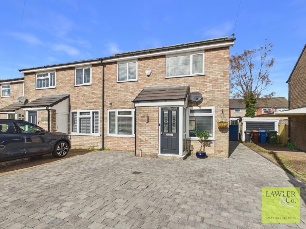 3-bed house on Harlech Drive, Hazel Grove, Stockport, Cheshire, SK7 5NA, £350,000