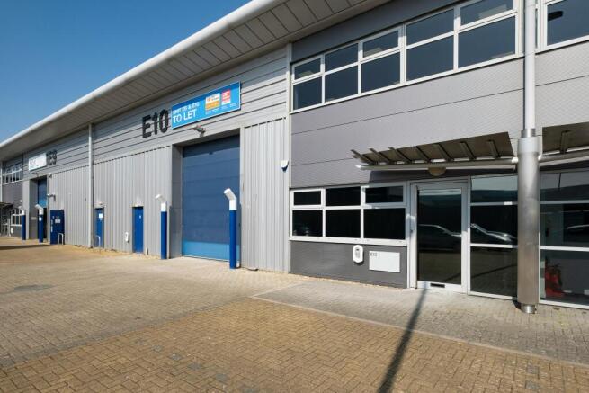 IW260325CAE10013.jpg