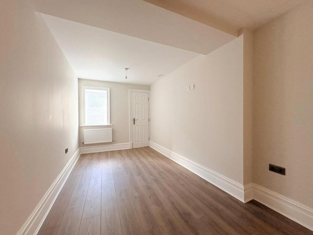 Apartment in Liverpool, Dingle - View 5