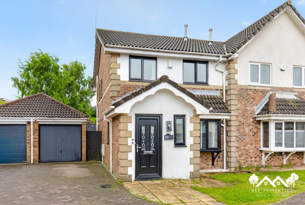 Main image of property: Westmorland Close, Darwen, BB3 2TQ