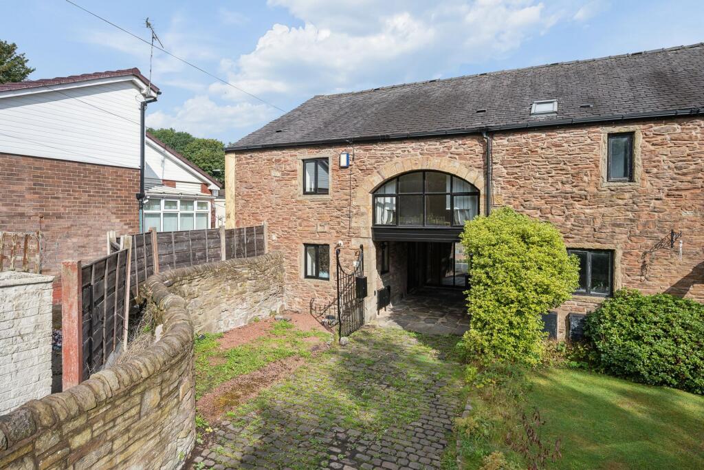 Barn Court, Thicketford Road, Tonge Moor
