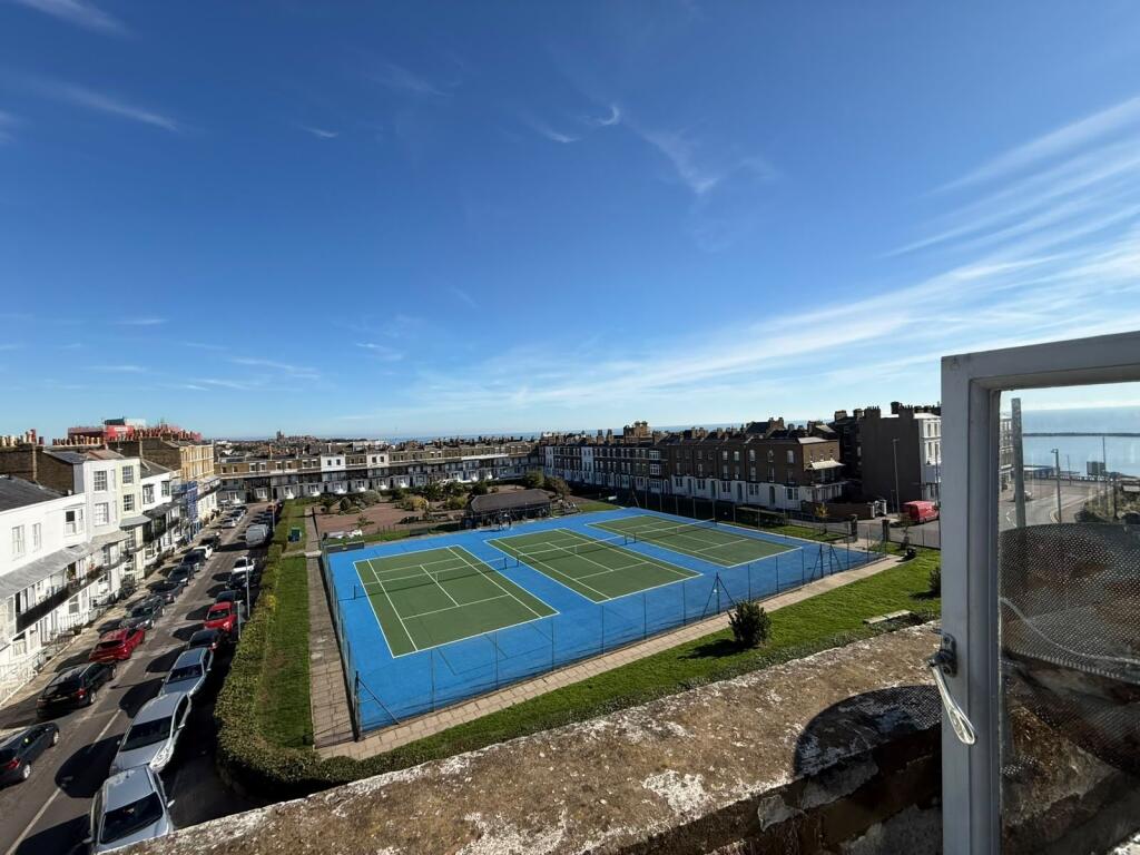 Apartment in Canterbury - View 3