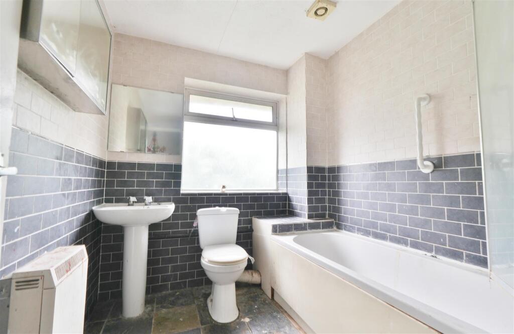 Apartment in Slough, Chalvey - View 4