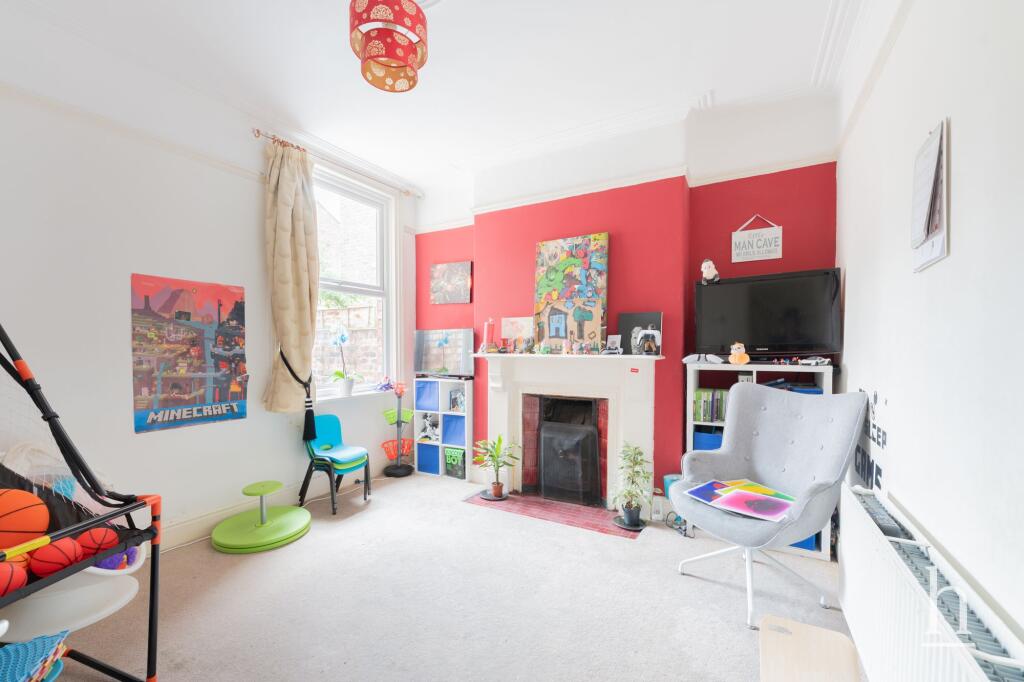 Laburnum Road, Prenton, CH43 photo 4