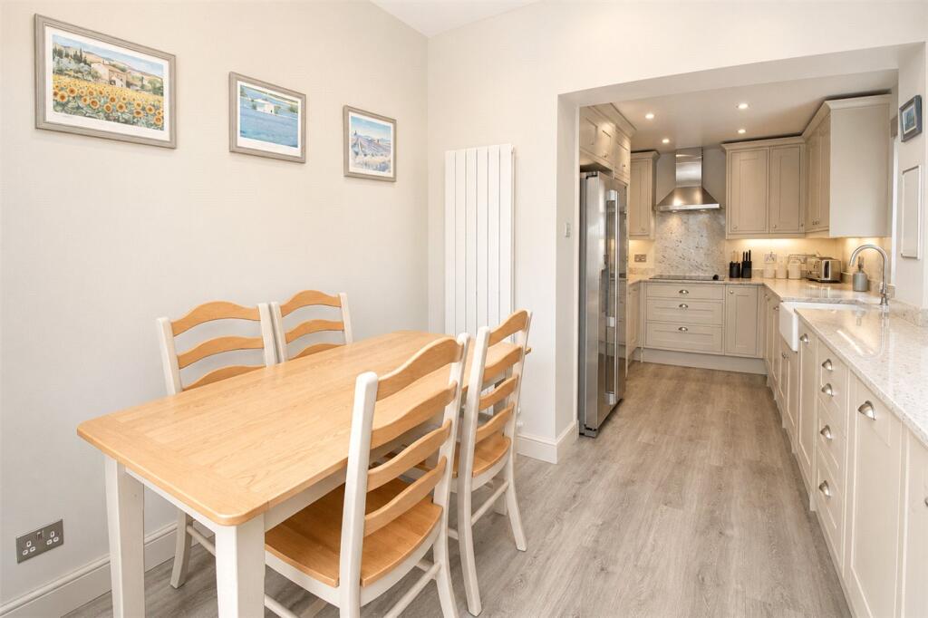 House in Wirral, Liverpool City Region - View 5