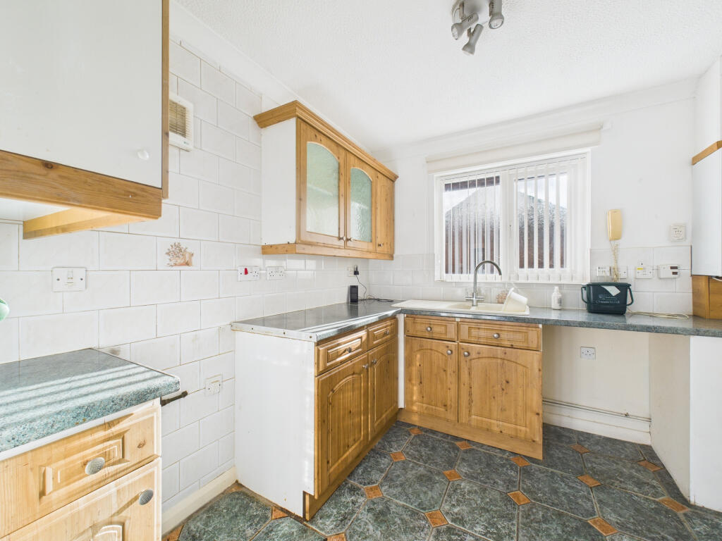 Northorpe Close,  Hull, HU9 photo 3