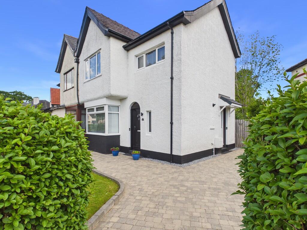 Main image of property: Craggan Drive, Glasgow G14 0EW