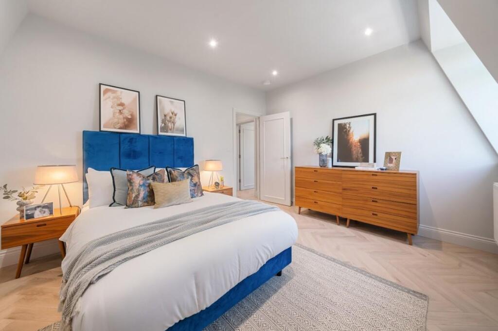 Apartment in London - View 3