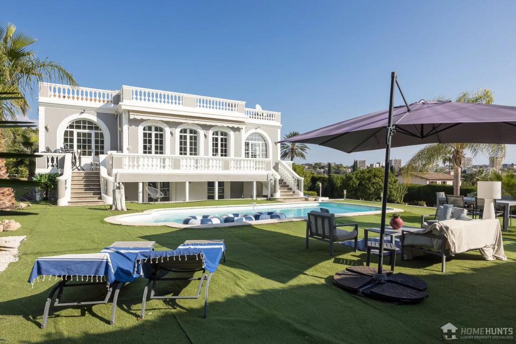 Main image of property: Provence-Alps-Cote d`Azur, Alpes-Maritimes, Antibes