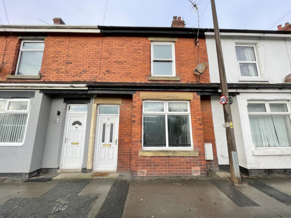2-bed terraced on Butts Road,  Thornton, FY5, £95,000