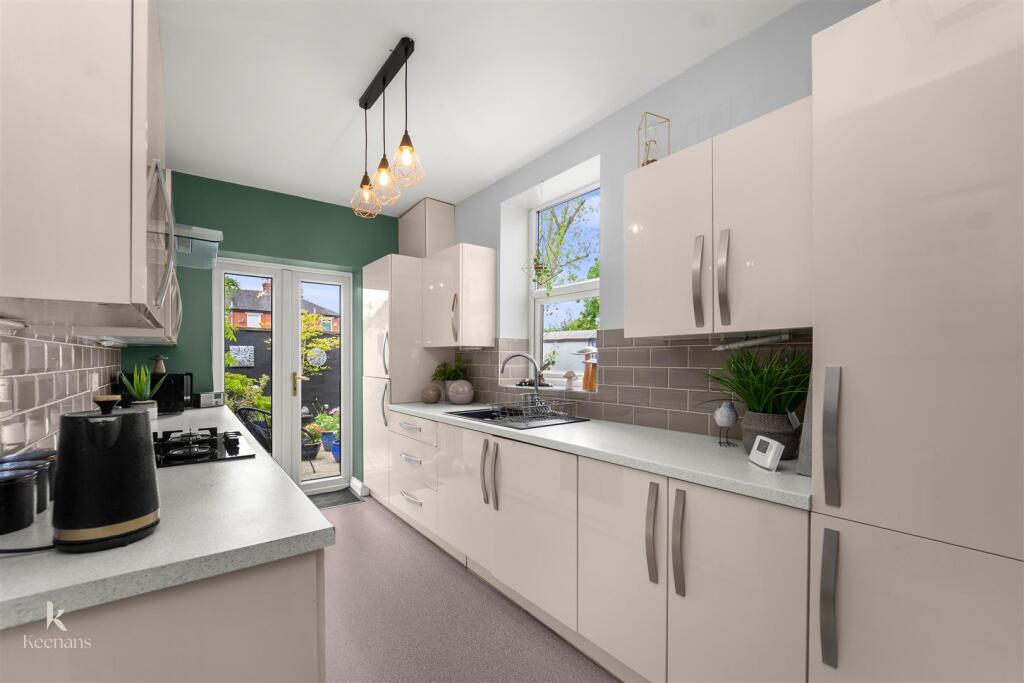 House in Hyndburn, Oakenshaw - View 2