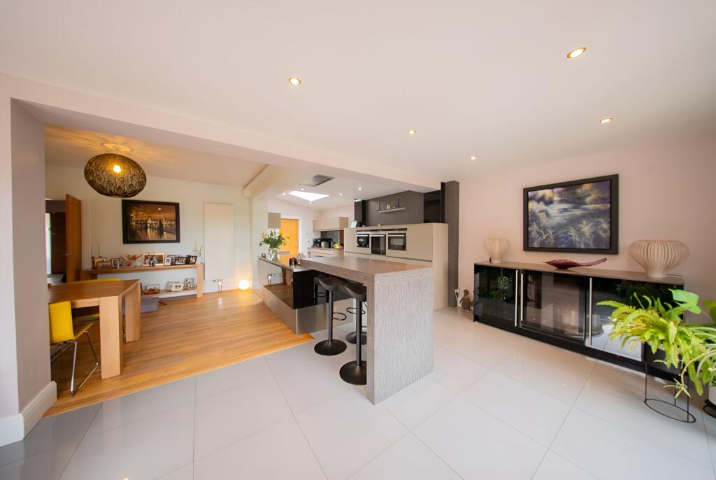 House in Trafford, Greater Manchester - View 4