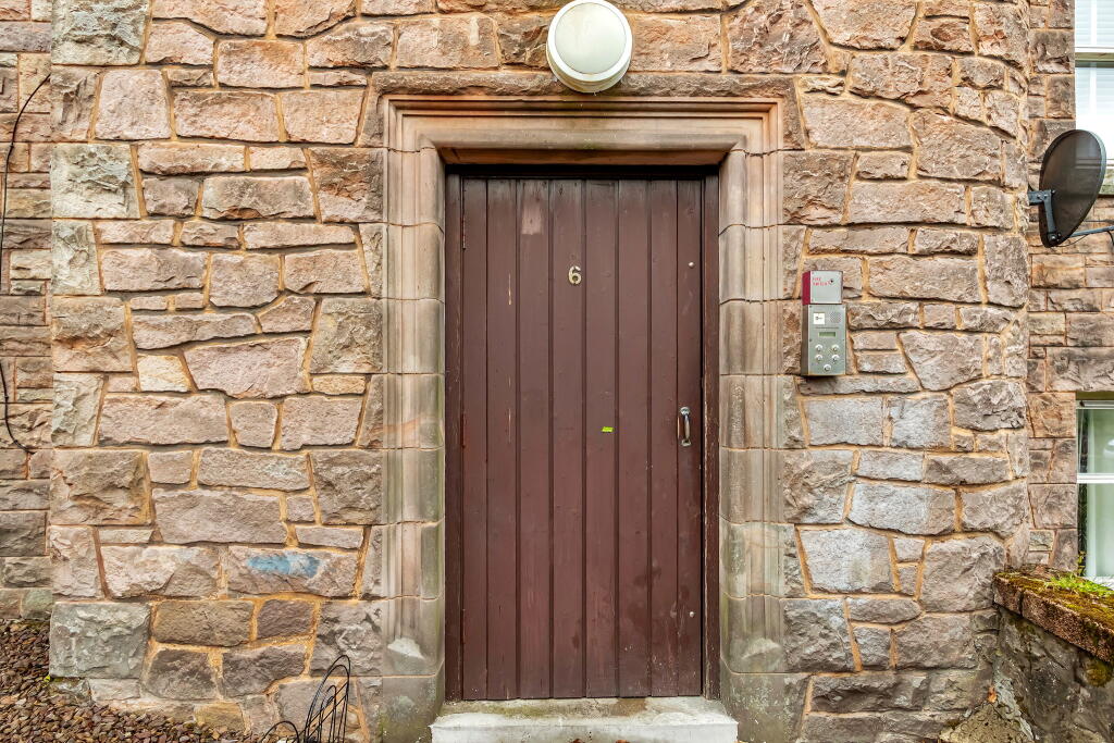 6C, St John Street, Top Of The Town, Stirling photo 2