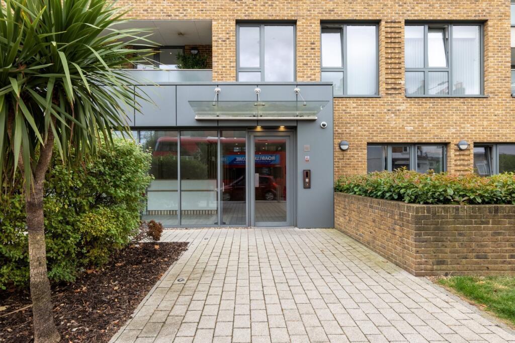 Apartment in London - View 2