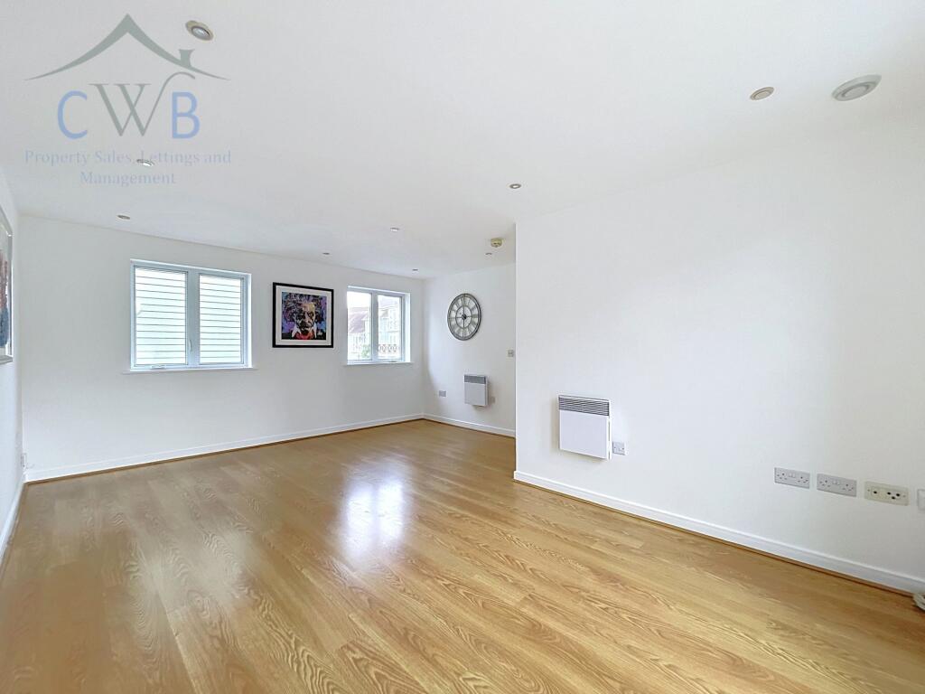 House in Rochester - View 3